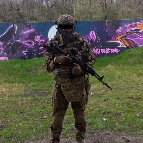 Роман Комаров